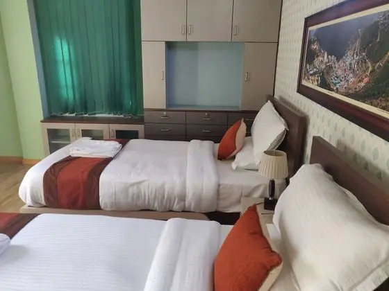Himalayan Hotel and Service Apartments - Dış Mekan