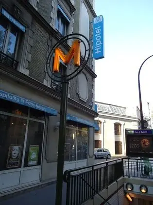 Hipotel Paris Belgrand - Dış Mekan