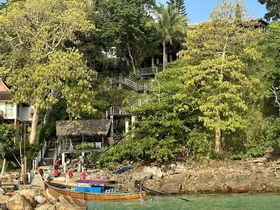 HIP Seaview Resort at Phi Phi - Dış Mekan