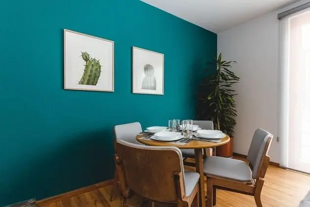 Hip, Tech Top Floor Apt, w/ Private Terrace - Mutfak