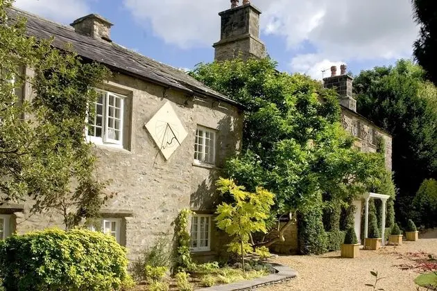 Hipping Hall