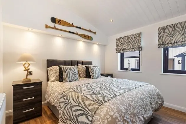 Hiraeth - Luxury Lodge With Hot Tub Close to Beach - Oda