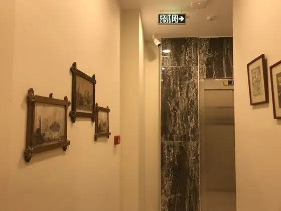 Historial Hotel - Lobi