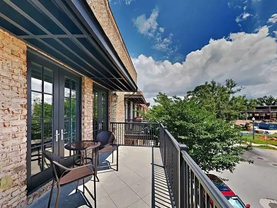 Historic Aragon Executive Apartment