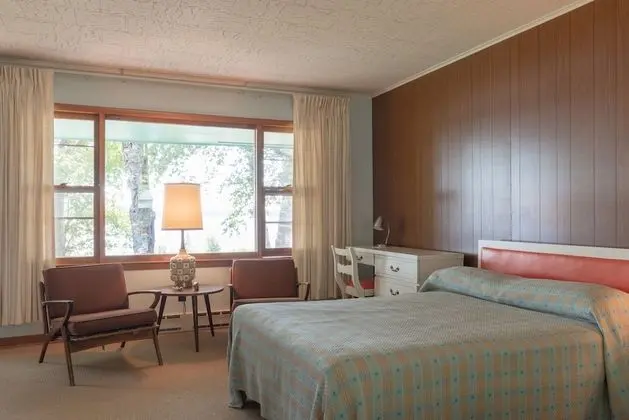 Historic Birch Lodge and Motel - Oda