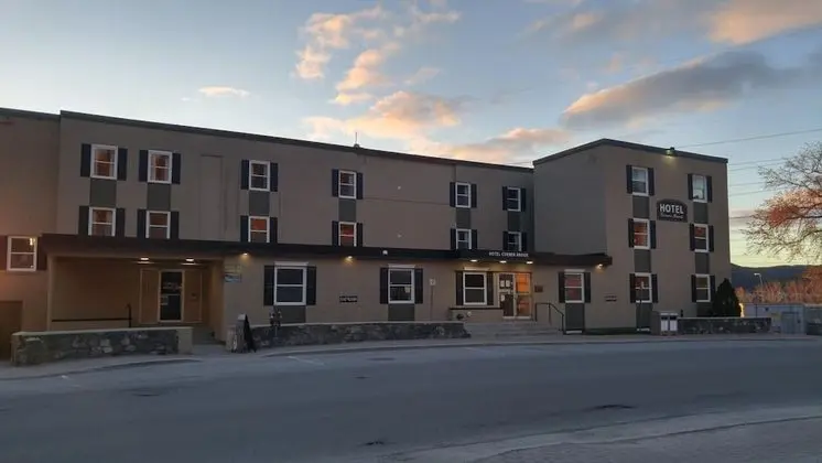 Historic Hotel Corner Brook - Dış Mekan