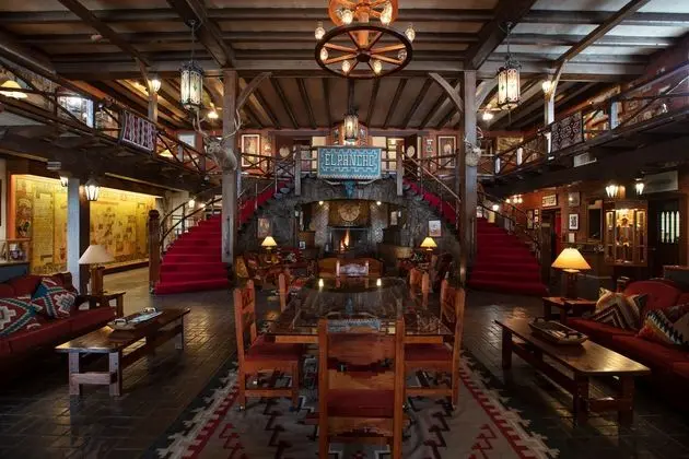 Historic El Rancho - Lobi