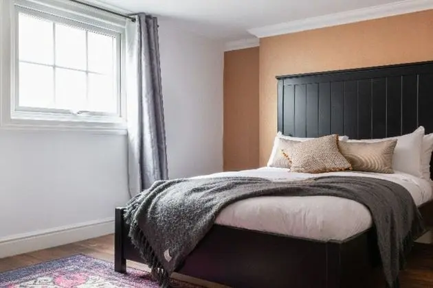The Historic Gem - Sleek & Central 3bdr Maisonette - Oda