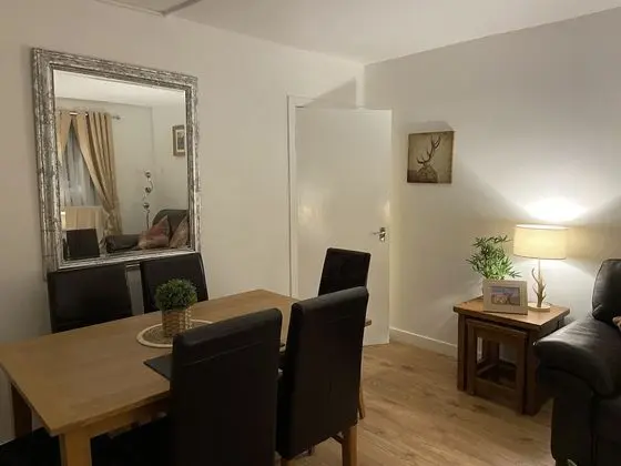 Historic Old Town 2 Bed Ground Floor Apartment - Mutfak