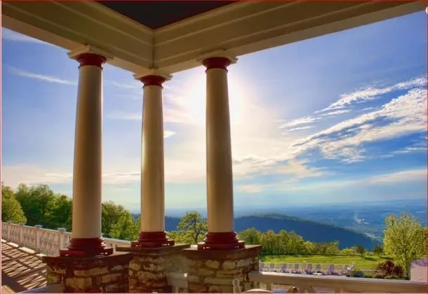 The Historic Summit Inn - 1