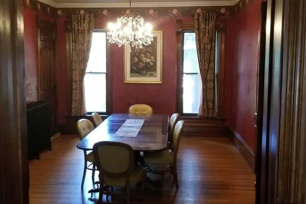 Historic Victorian Inn - Yerinde Yemek
