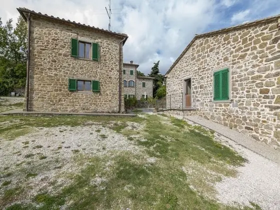 Historical Farmhouse at the Foot of the Apennines in Tuscany