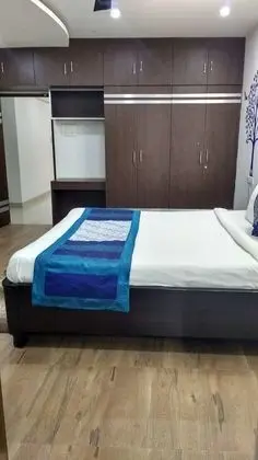 Hitech Shilparamam Guest House - Oda