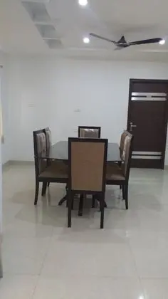 Hitech Shilparamam Guest House - Yerinde Yemek