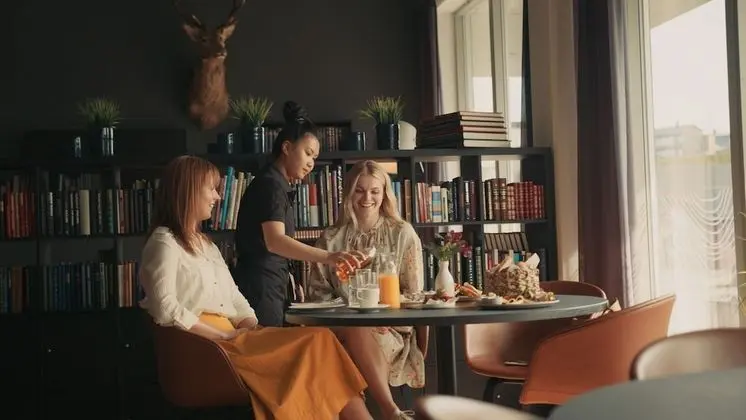 Hjorten Hotell Hitra