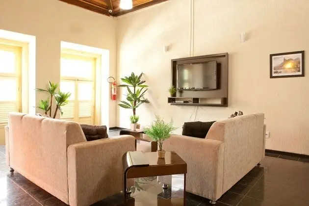 HMG Praia Suites for Rent - Lobi