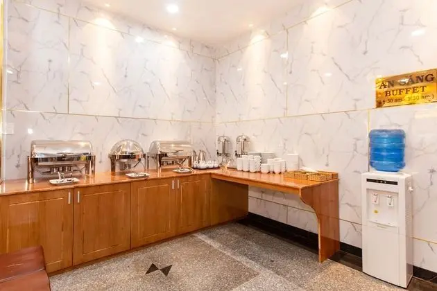 Hoa De Nhat Hotel - Yerinde Yemek