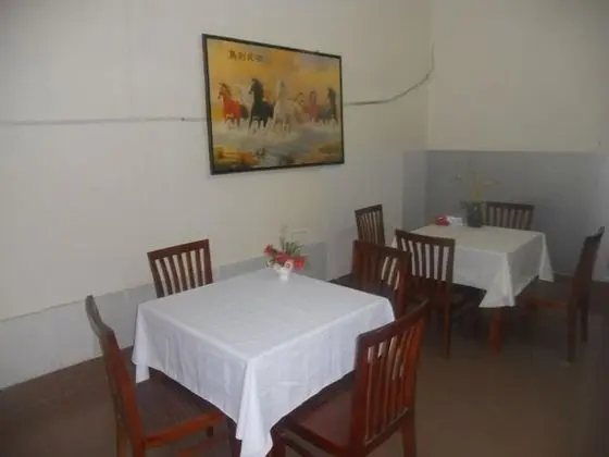 Hoa Thinh Hotel - Yerinde Yemek