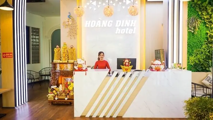 Hoang Dinh Hotel - Lobi