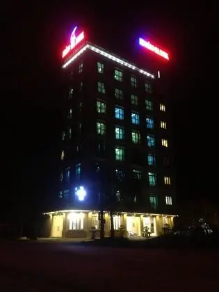Hoang Gia Hotel Thanh Hoa - Dış Mekan