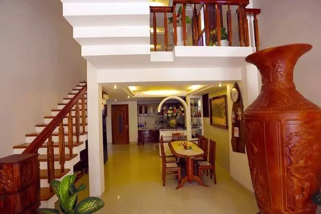 Hoang Thu Homestay - Lobi