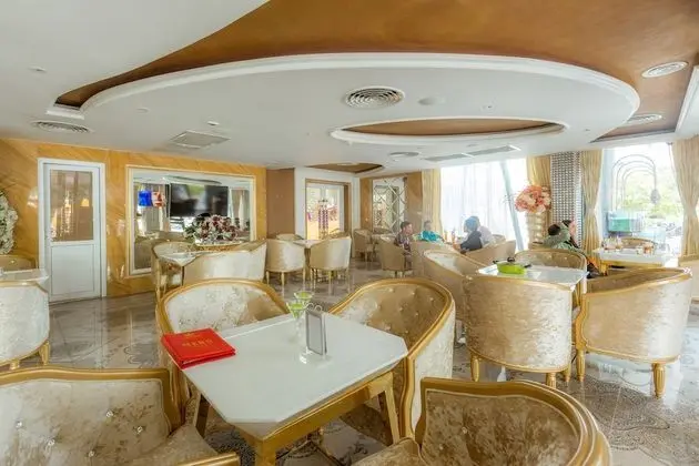 Hoang Trieu Hotel - Yerinde Yemek