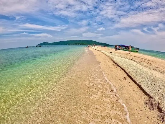 Hoang Trung Co To Hotel - Plaj