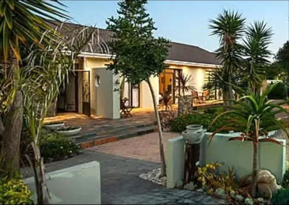 Hobie Beach Guest House - Dış Mekan