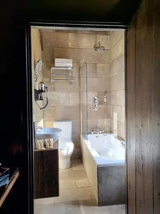 Hocus Pocus Tiny Hotel - Banyo Tipleri