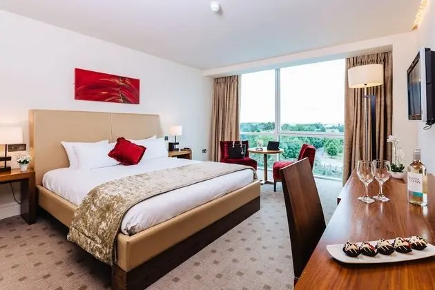 Hodson Bay Hotel - Oda
