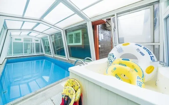 Hoengseong Nature & Healing Poolvilla