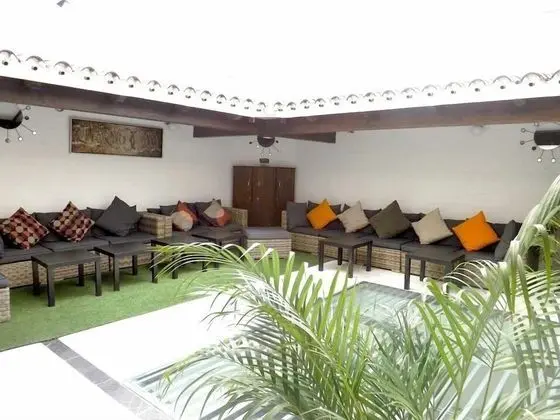 Hof van Holland Carihuela