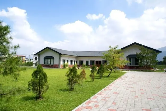 Hofeng Xiangcun B&B