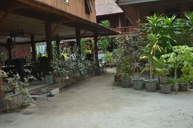 Hoga Dive Inn Wakatobi - Lobi
