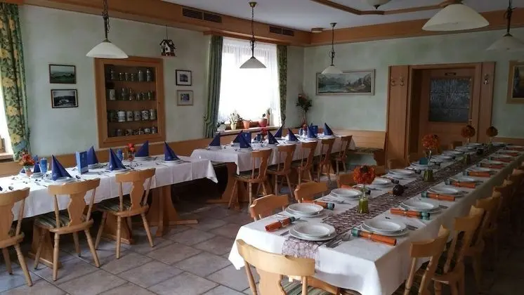 Hohe Tanne - Yerinde Yemek