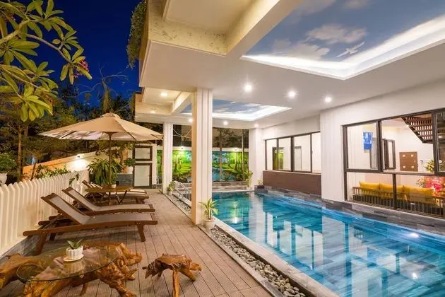 Hoi An Grace River Villa - Havuz