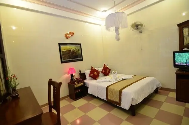 Hoi An Nhi Nhi Hotel - Oda