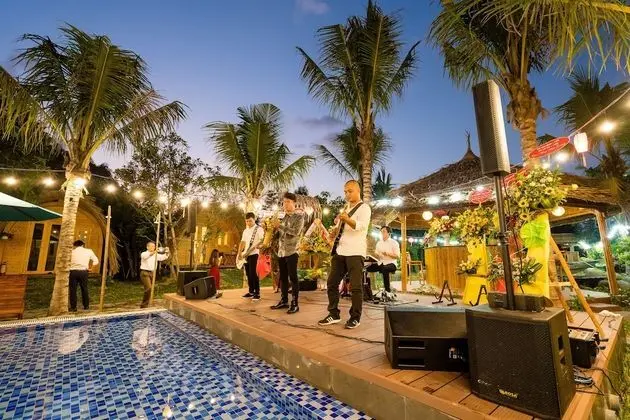 Hoi An SeaBreeze Village Resort - Yerinde Yemek