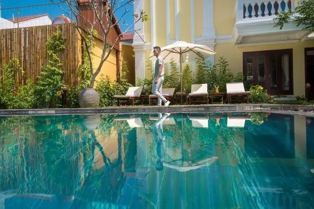 Hoian Central Hotel - Havuz
