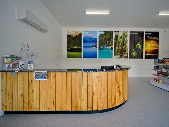 Hokitikas Kiwi Holiday Park and Motels - Lobi