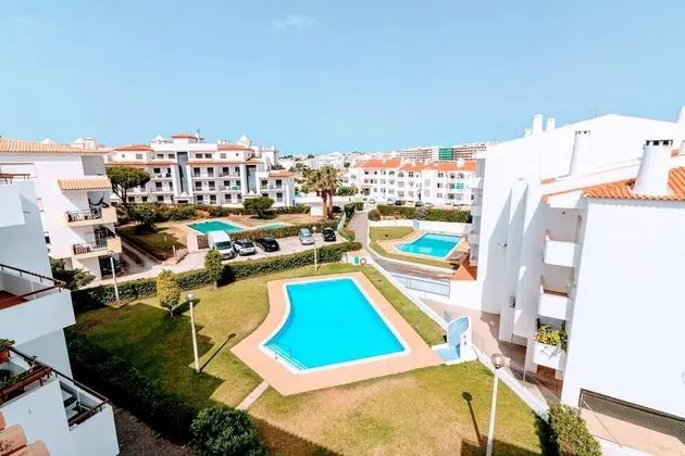 Holiday 1 Bed Apartment With Pool in Albufeira - Havuz