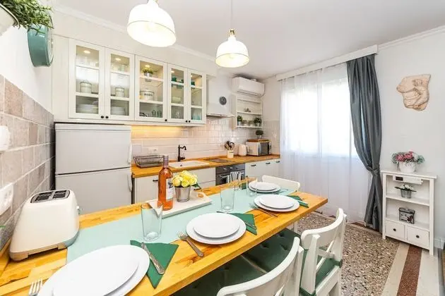 Holiday Apartment Miltoni Split - Mutfak