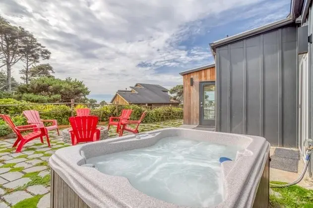 Holiday Beach House - Spa