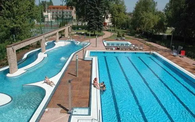 Holiday Beach Wellness Hotel with Sauna Park