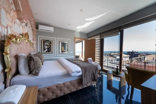 Holiday Business Otel