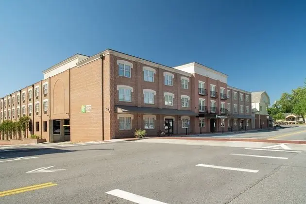 Holiday Express & Suites Dahlonega, an IHG Hotel - Öne Çıkan Resim