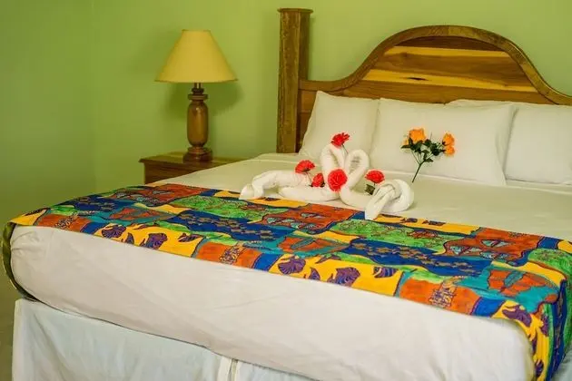 Holiday Haven Resort & Banquet Hall - Oda