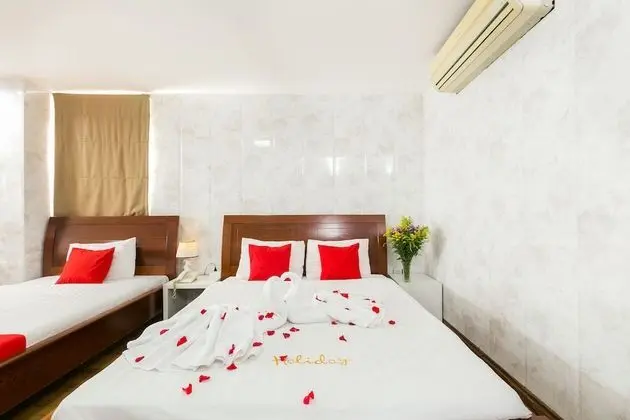 Holiday Hotel - Oda