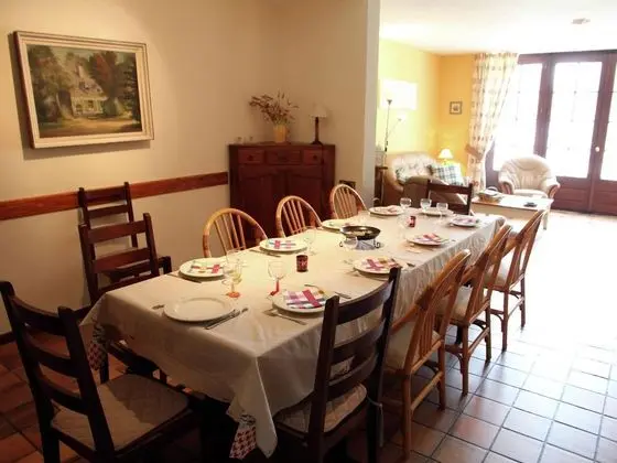 Holiday Home for 10 People set in Castle Grounds Dating Back to the 18th Century - Yerinde Yemek