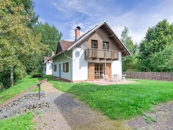 Holiday Home With a Convenient Location in the Giant Mountains for Summer & Winter - Dış Mekan